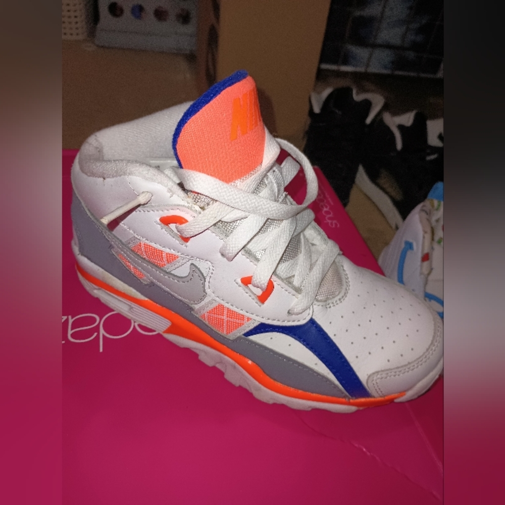 Nike Air trainer SC grade school